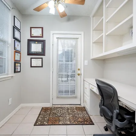 Spacious Brick House 3Br 2Ba A+ Denton Exterior foto